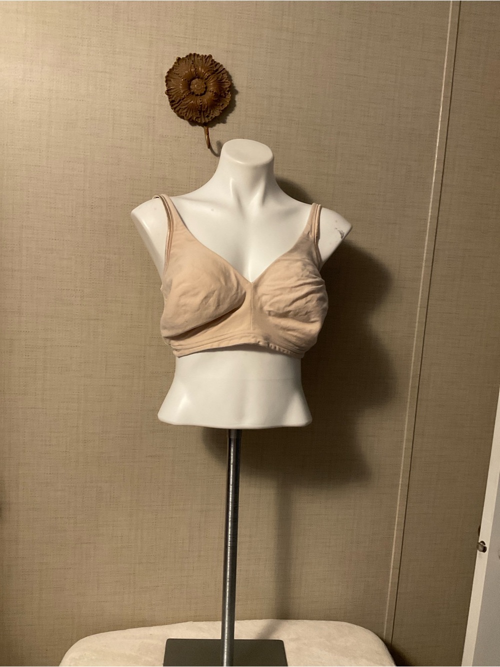 Playtex Beige Everyday Support Bra